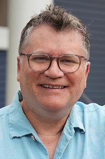 Headshot of Randal Ernst